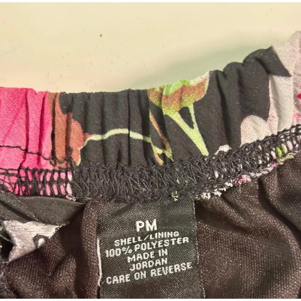 Black Floral Midi Skirt Women's Sz PM Flowy Ruffle Hem Boho Cottage Prairie - Picture 6 of 14